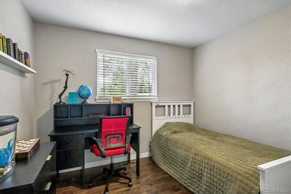 7124 S Grant Street Centennial CO 80122