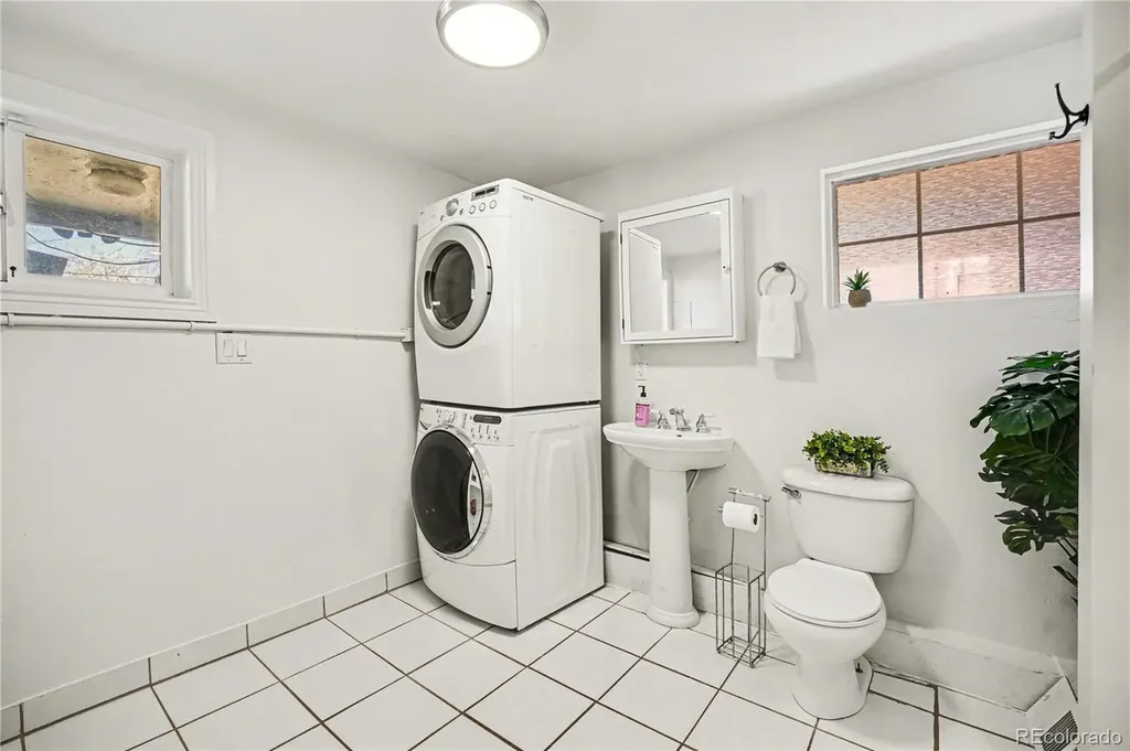 4870 Raritan Street Denver CO 80221