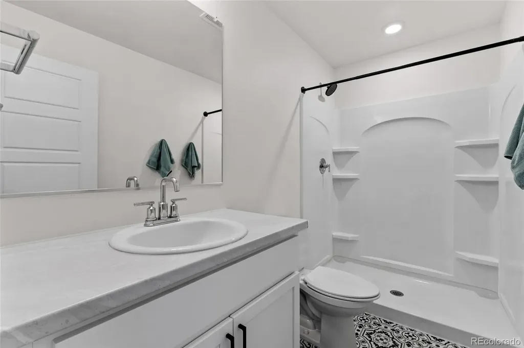 281 Oriole Way Johnstown CO 80534