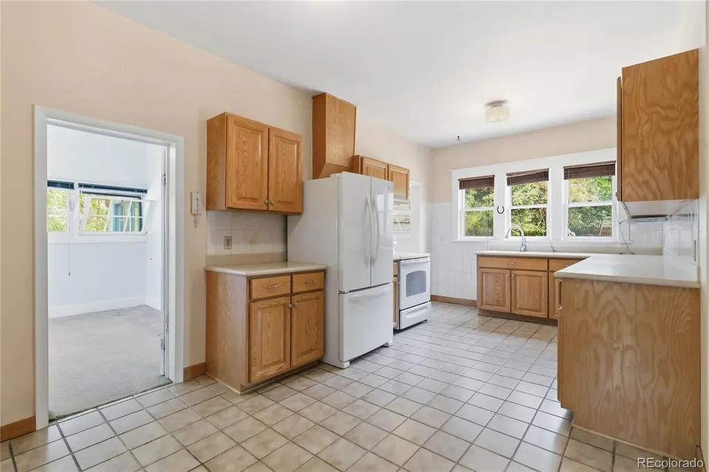 5622 Zephyr Street Arvada CO 80002