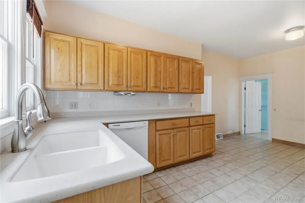 5622 Zephyr Street Arvada CO 80002