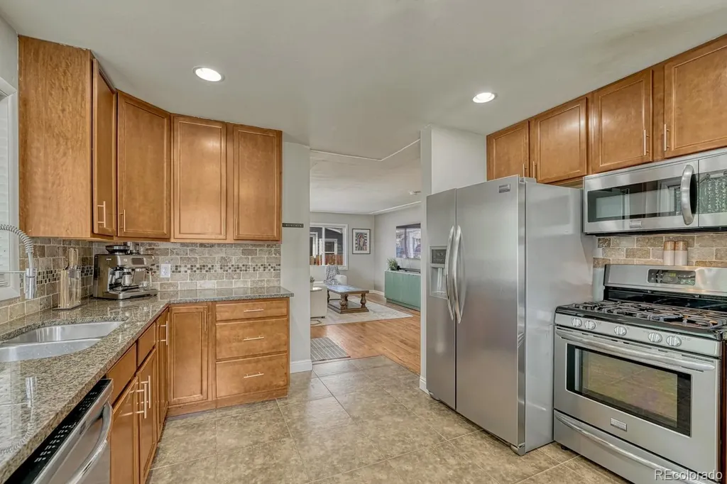 4252 S Logan Street Englewood CO 80113