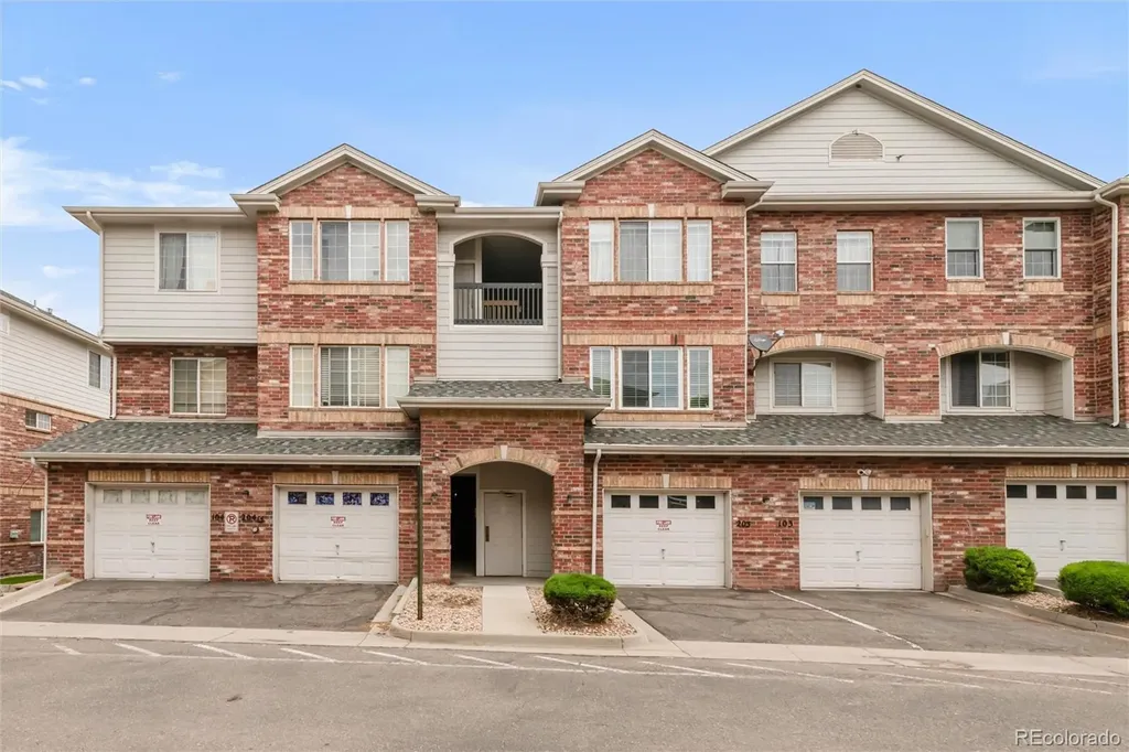 8944 Fox Drive Thornton CO 80260