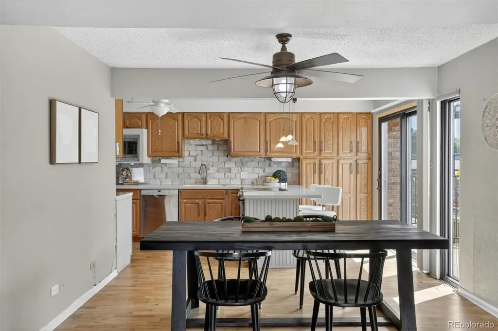 2883 S Locust Street Denver CO 80222