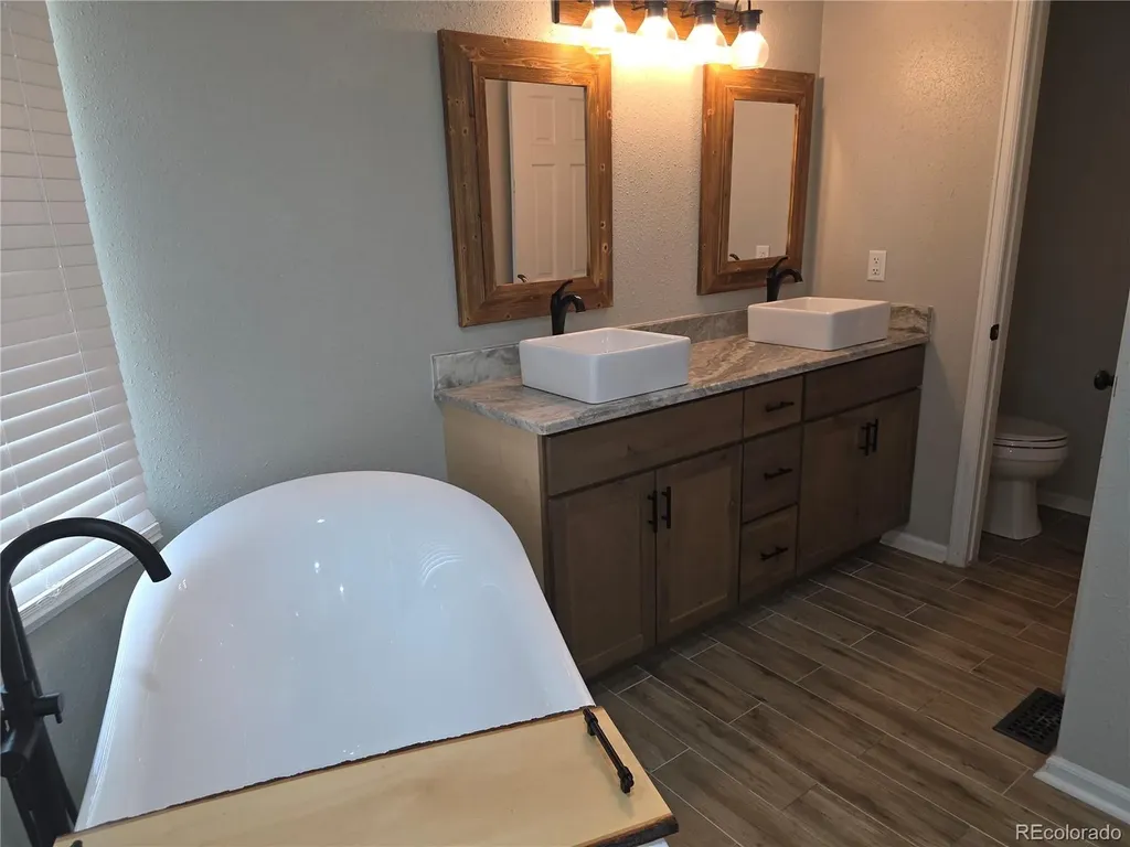16131 E Belleview Drive Aurora CO 80015