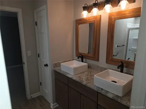 16131 E Belleview Drive Aurora CO 80015
