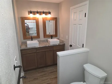 16131 E Belleview Drive Aurora CO 80015