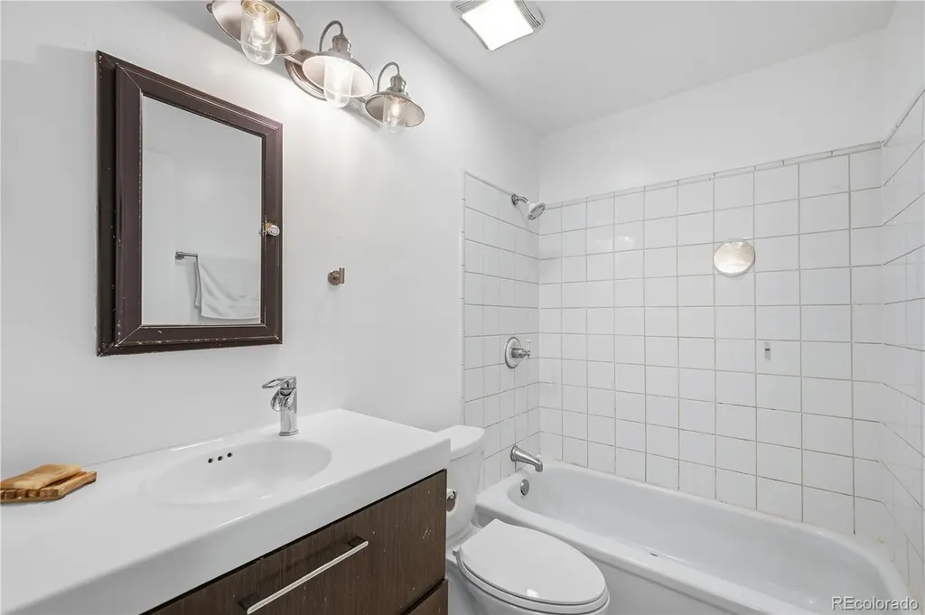 3331 W 10th Avenue Place Broomfield CO 80020