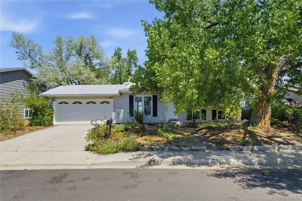 3331 W 10th Avenue Place Broomfield CO 80020