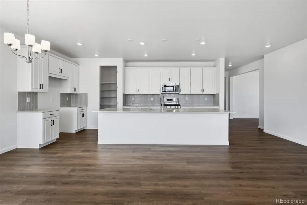 716 Bradley Circle Elizabeth CO 80107