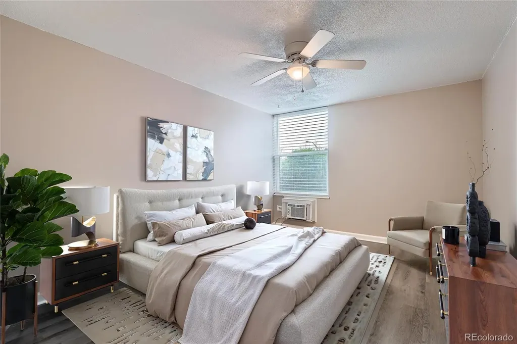 2231 S Vaughn Way Aurora CO 80014