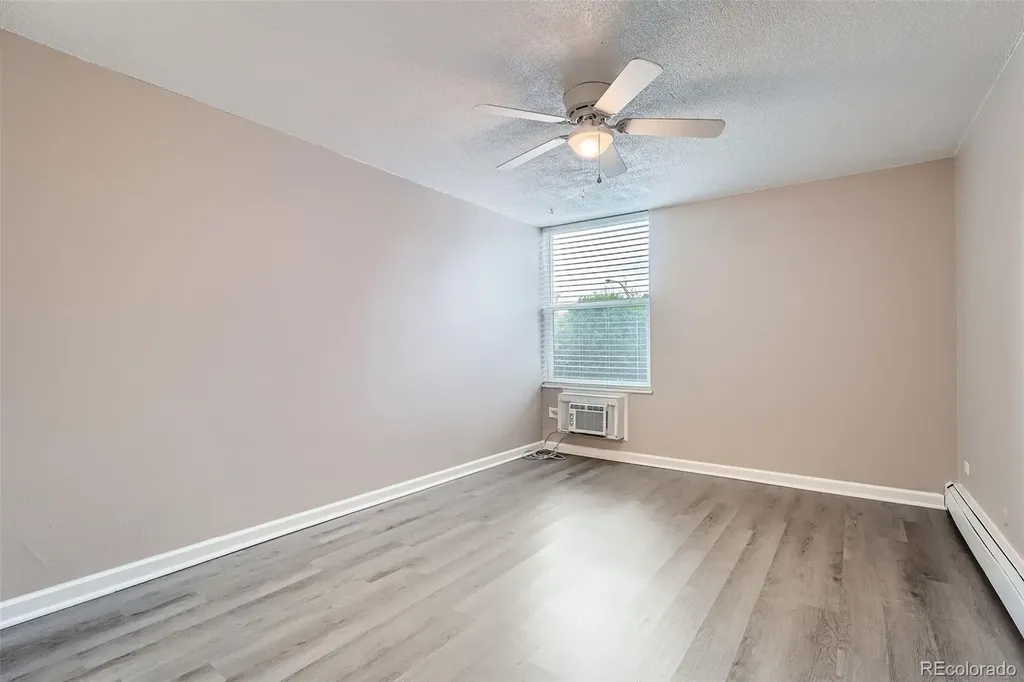 2231 S Vaughn Way Aurora CO 80014