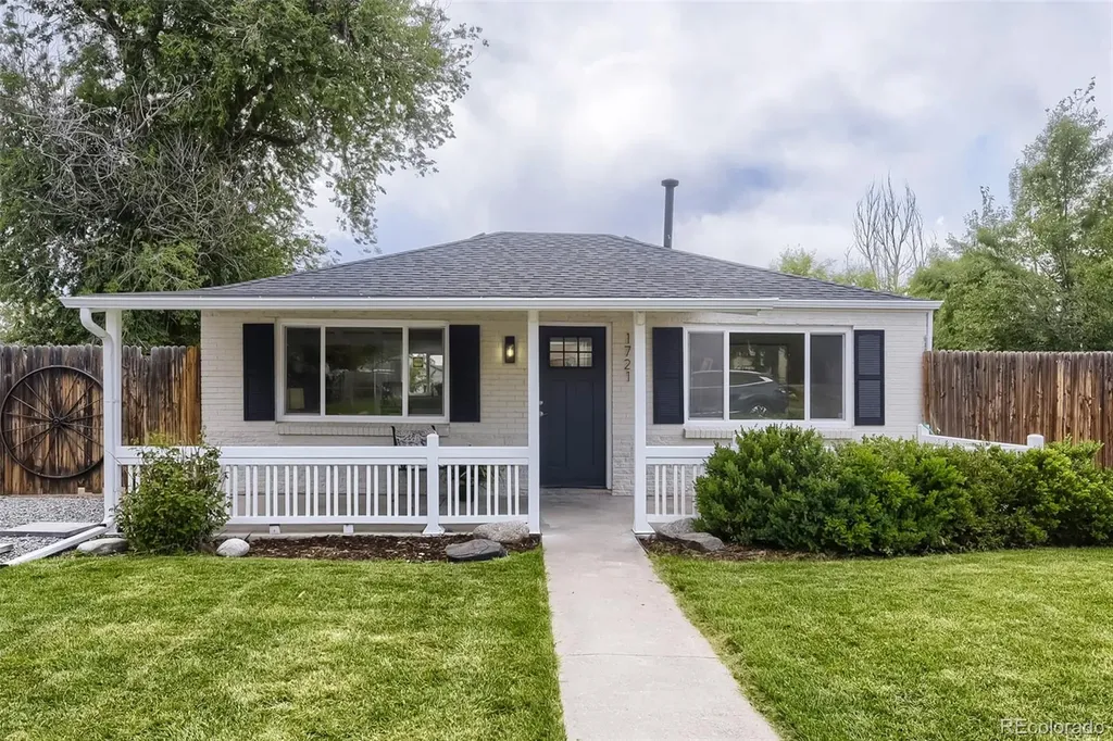 1721 N Argonne Street Aurora CO 80011