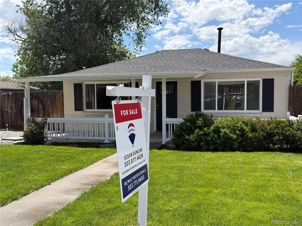 1721 N Argonne Street Aurora CO 80011