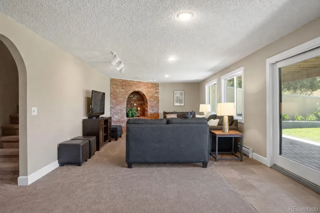 390 Suffolk Lane Castle Rock CO 80108