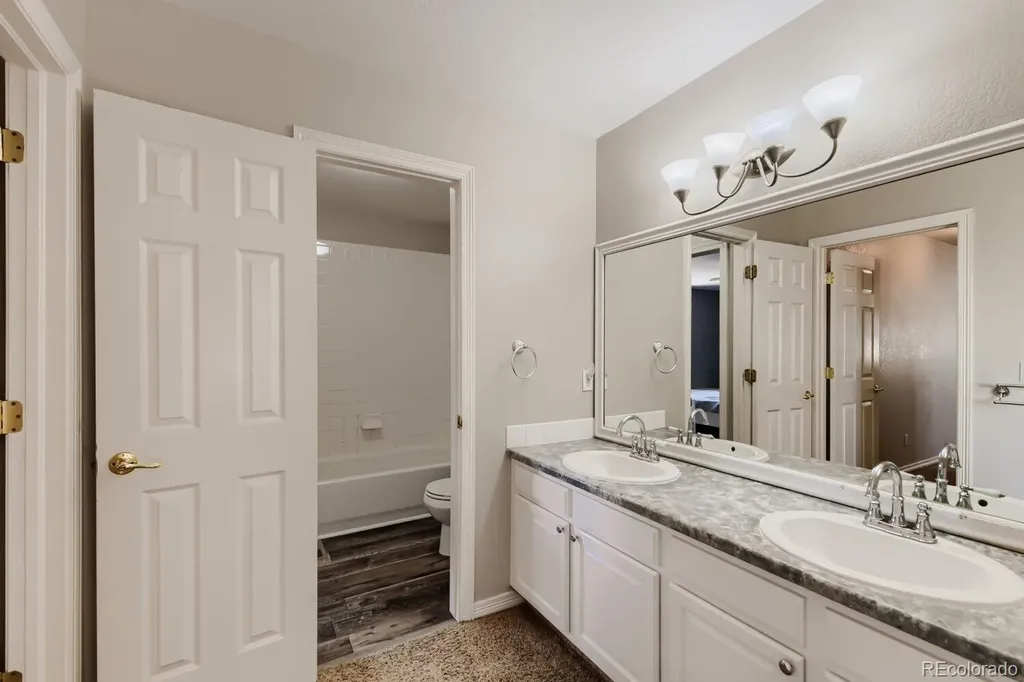 10991 Independence Circle Parker CO 80134