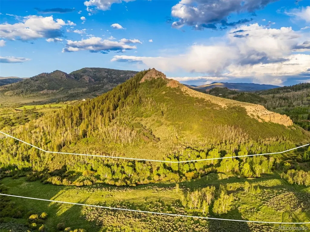 22090 County Road 212 Oak Creek CO 80467