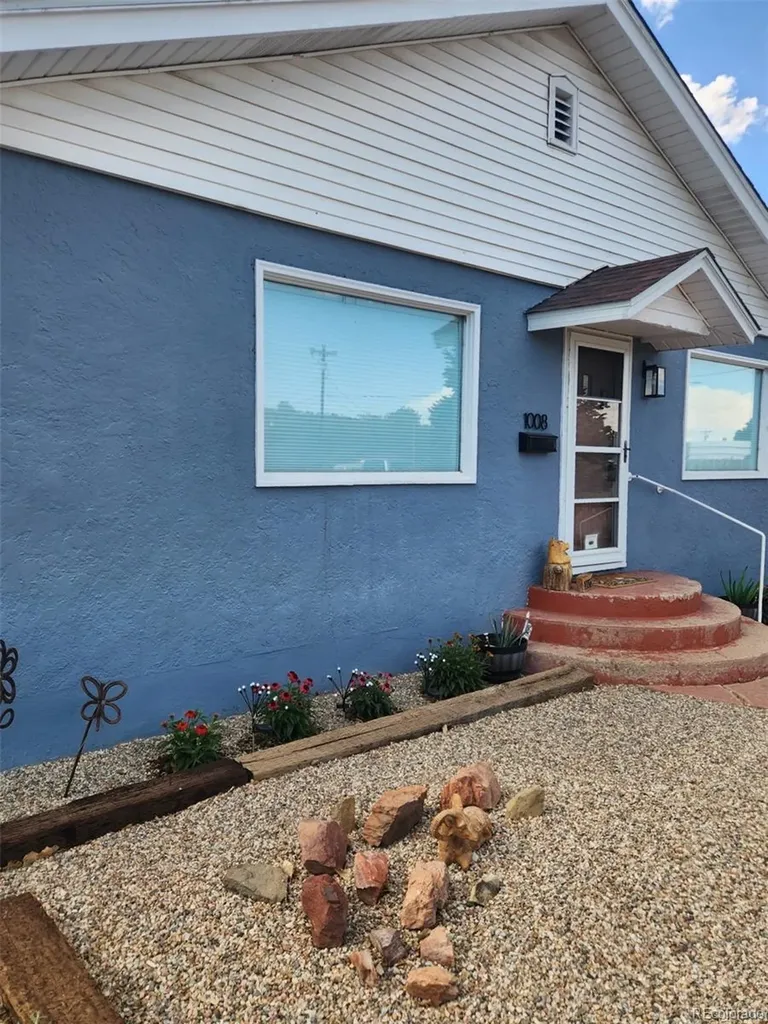 1008 W 7th Street Walsenburg CO 81089