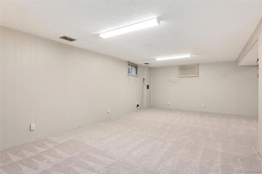 7910 W Harvard Place Lakewood CO 80227