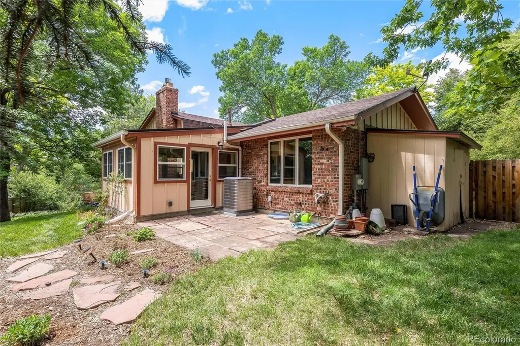 7910 W Harvard Place Lakewood CO 80227