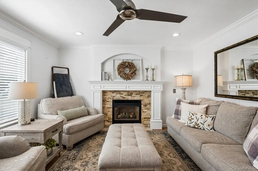 9711 Moss Rose Circle Highlands Ranch CO 80129