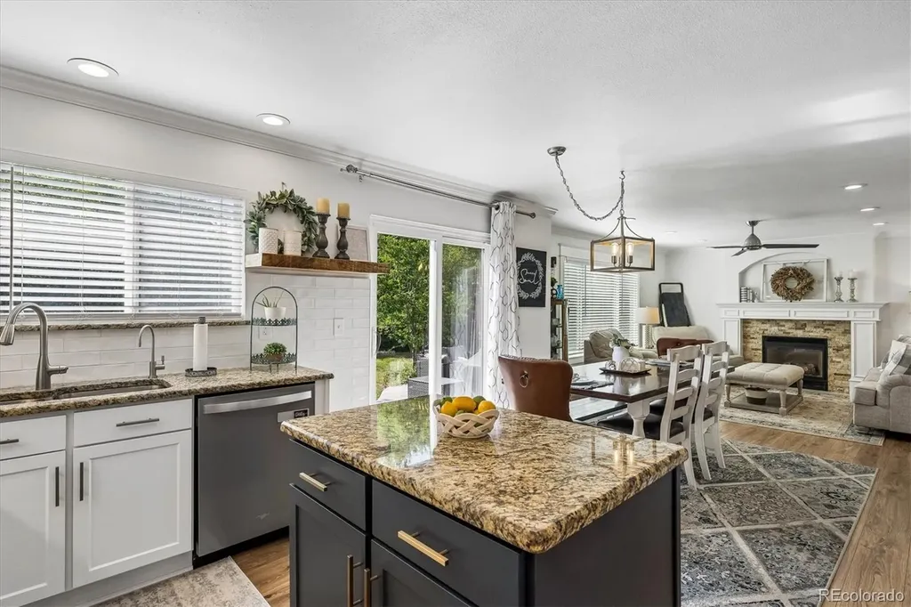 9711 Moss Rose Circle Highlands Ranch CO 80129