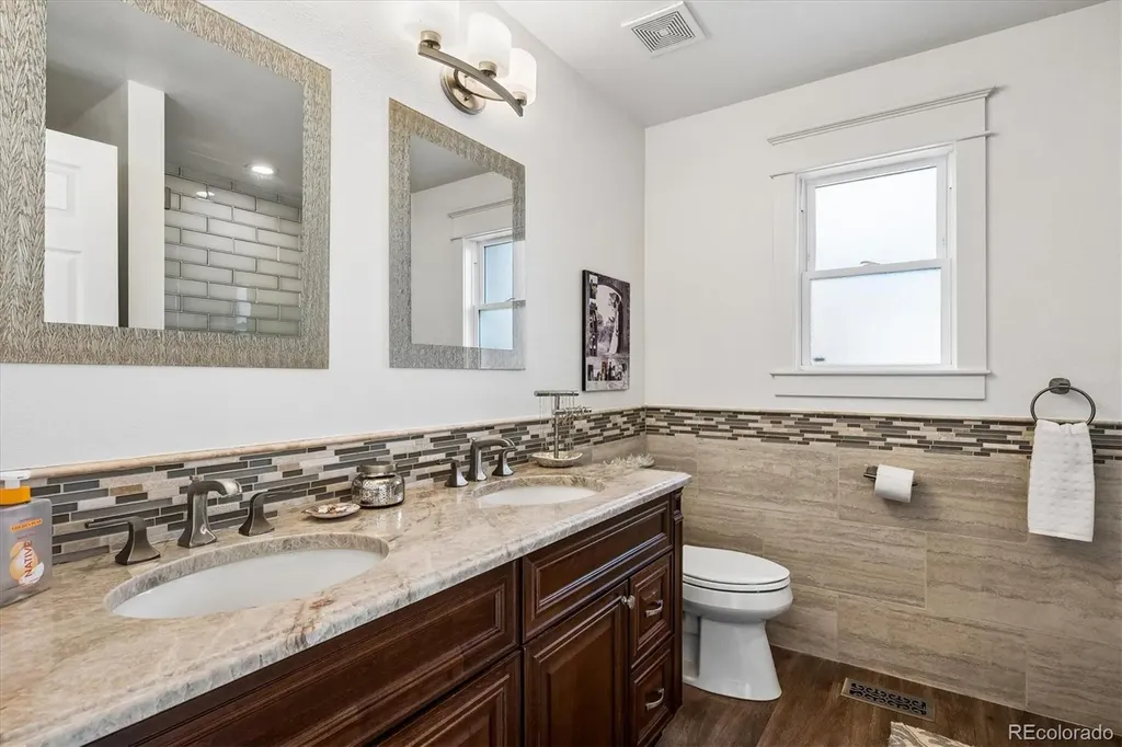 9711 Moss Rose Circle Highlands Ranch CO 80129