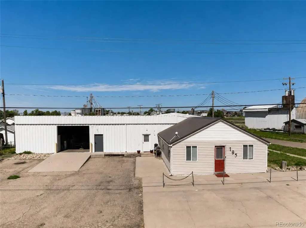 195 N Miller Street Keenesburg CO 80643