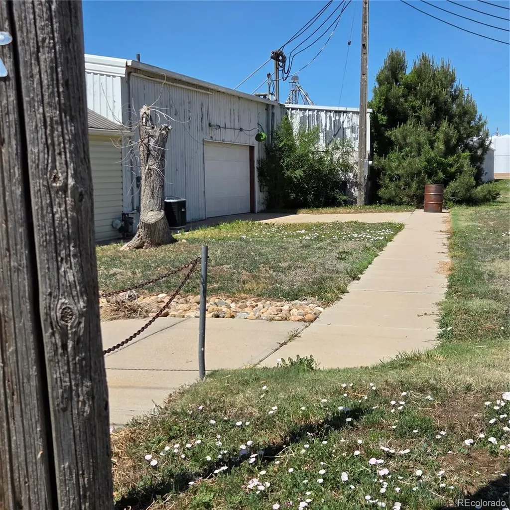 195 N Miller Street Keenesburg CO 80643