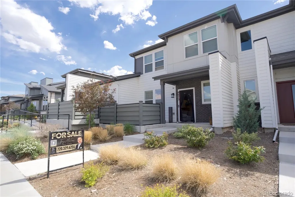 6673 N Ceylon Street Denver CO 80249