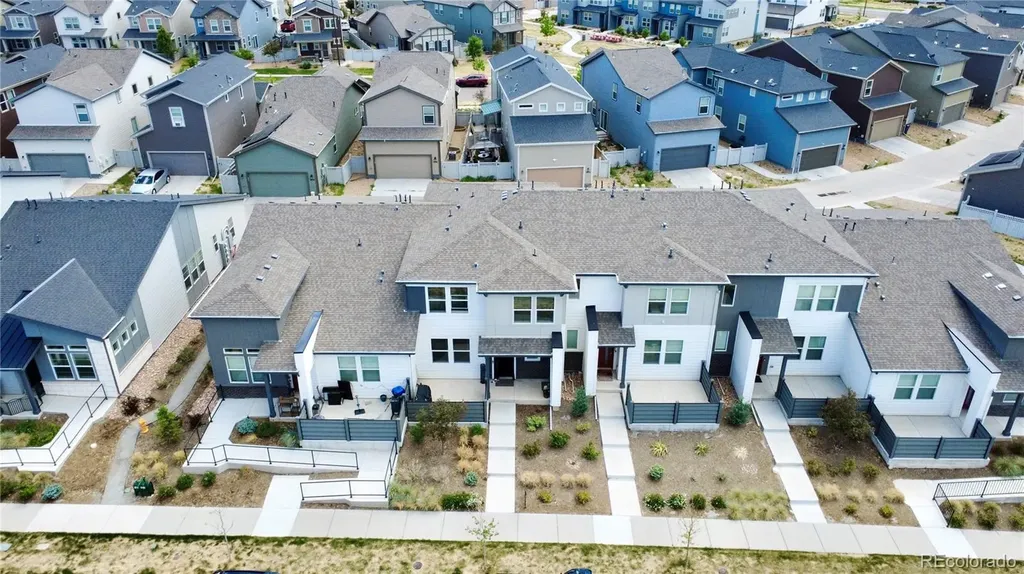 6673 N Ceylon Street Denver CO 80249