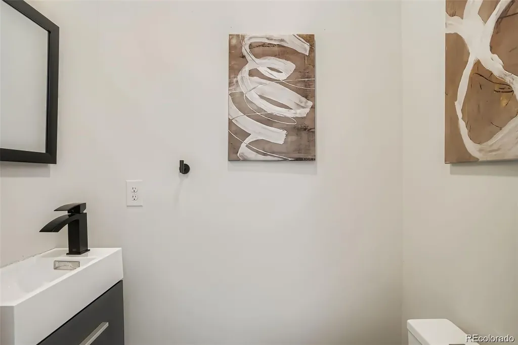 3829 Osage Street Denver CO 80211