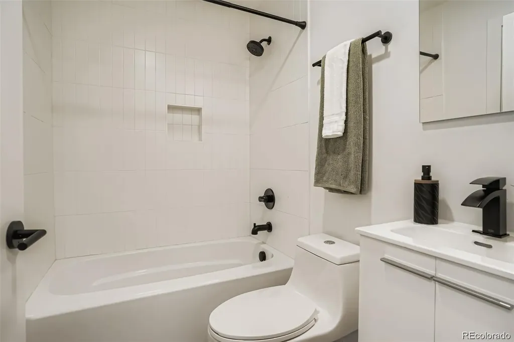 3829 Osage Street Denver CO 80211
