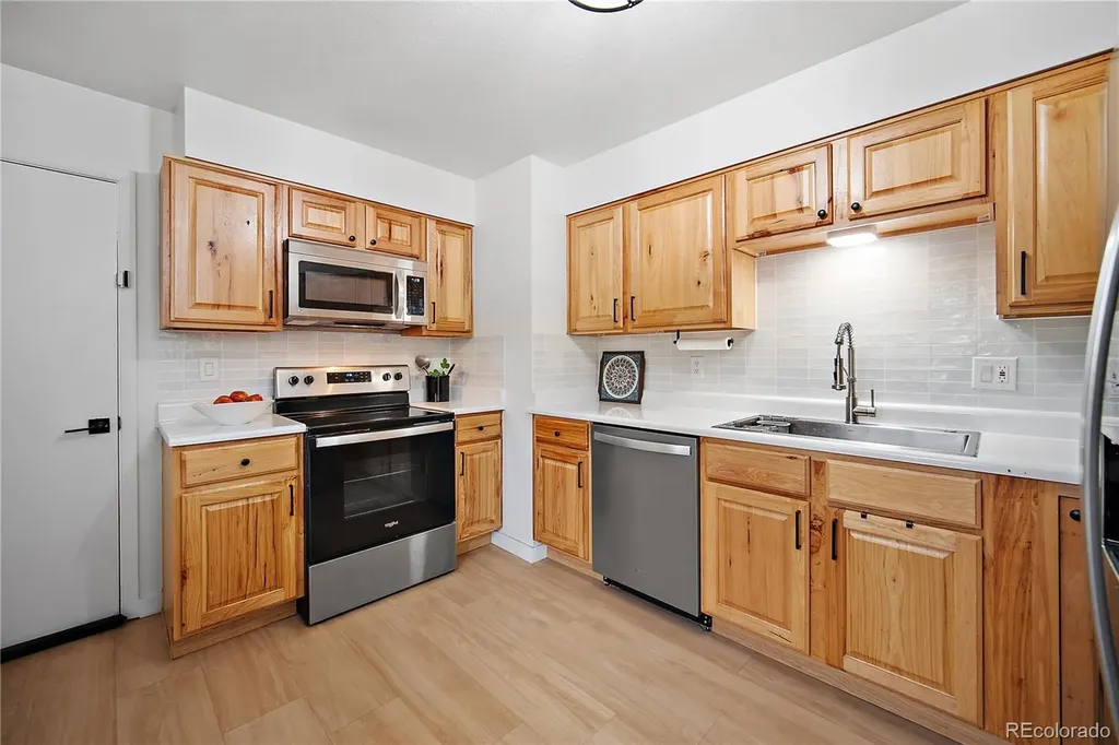 622 Paradise Lane Colorado Springs CO 80904
