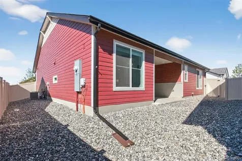 5136 N Quemoy Court Aurora CO 80019