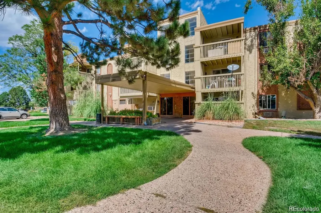 1302 S Parker Road Denver CO 80231