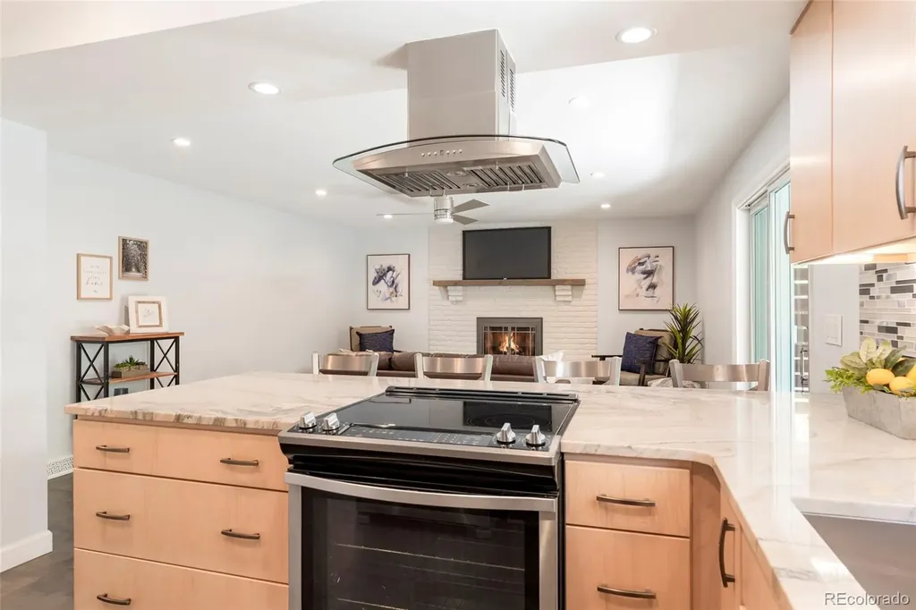 6071 S Emporia Circle Englewood CO 80111