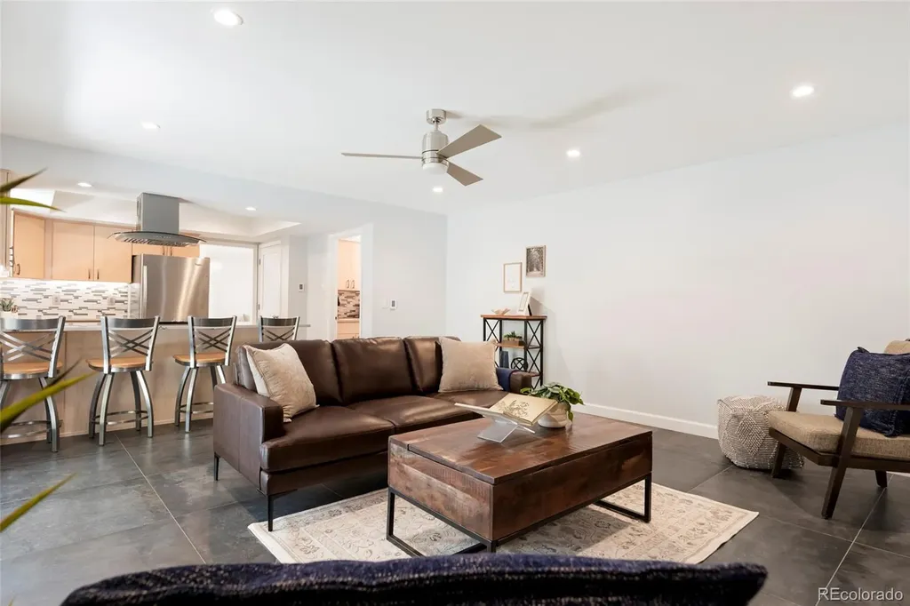 6071 S Emporia Circle Englewood CO 80111