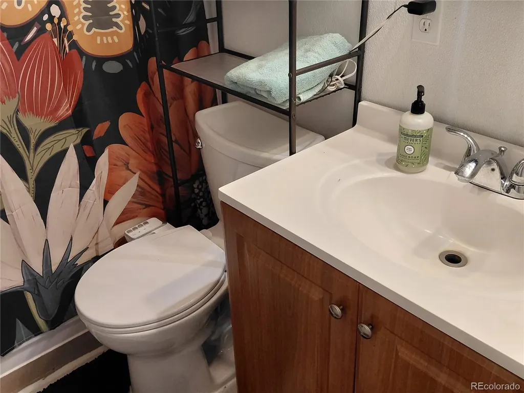 318 Ash Street Hudson CO 80642