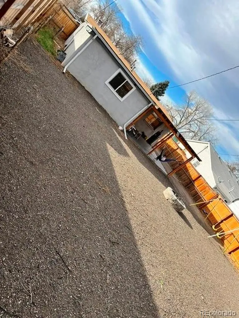 318 Ash Street Hudson CO 80642
