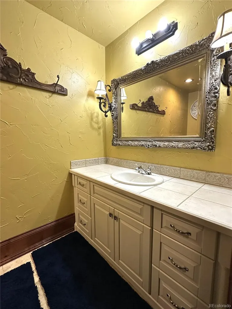 1416 Rancho Del Sol Pueblo CO 81008