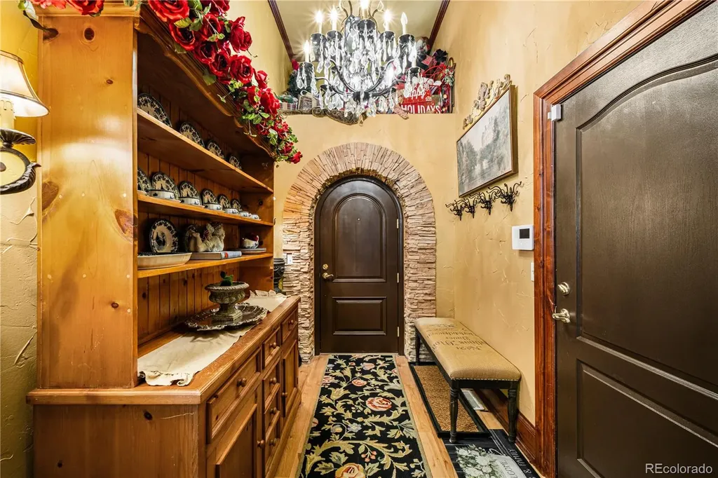 1416 Rancho Del Sol Pueblo CO 81008