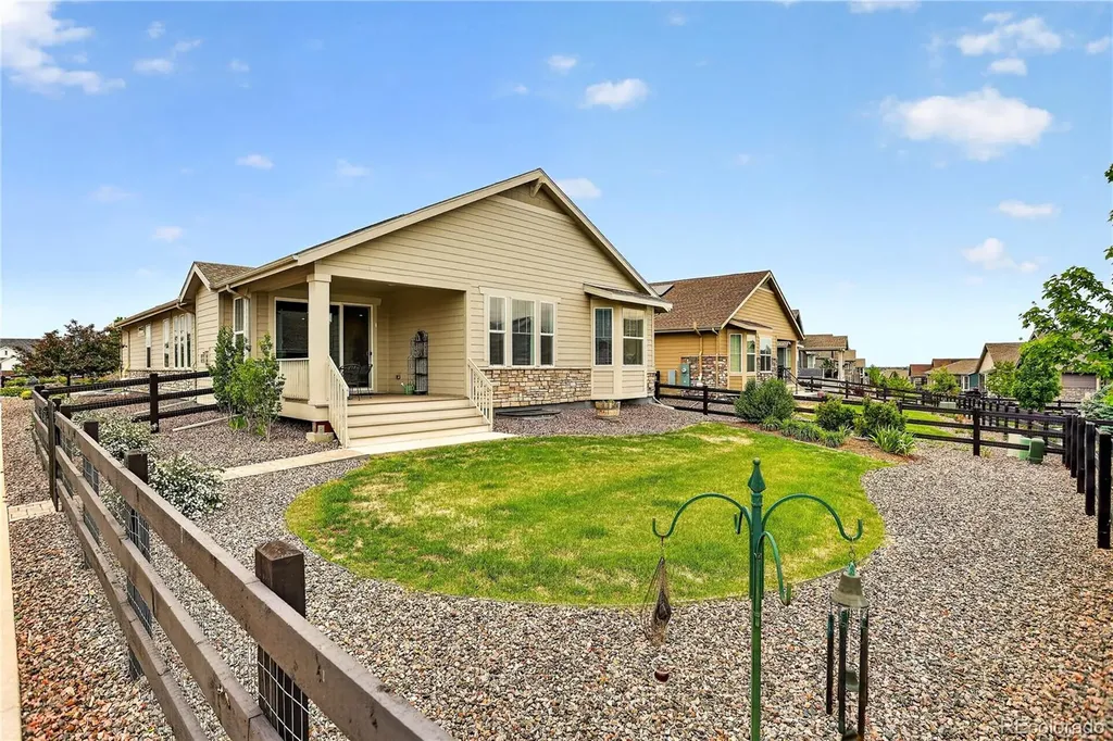 8886 S Tibet Court Aurora CO 80016