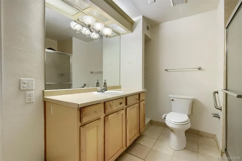 6380 S Boston Street Greenwood Village CO 80111