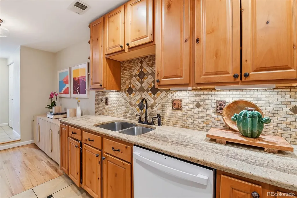 8464 Everett Way Arvada CO 80005