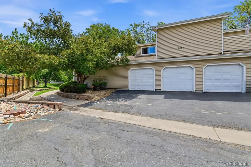 8464 Everett Way Arvada CO 80005