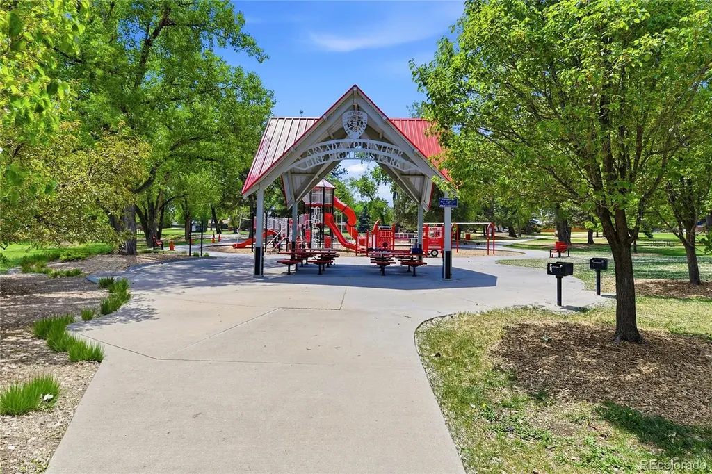 8464 Everett Way Arvada CO 80005