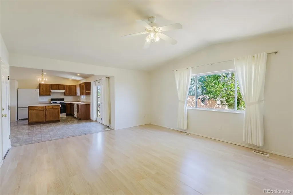 1148 E Dove Creek Drive Pueblo West CO 81007