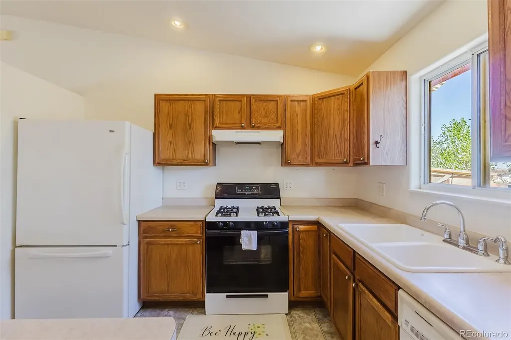 1148 E Dove Creek Drive Pueblo West CO 81007