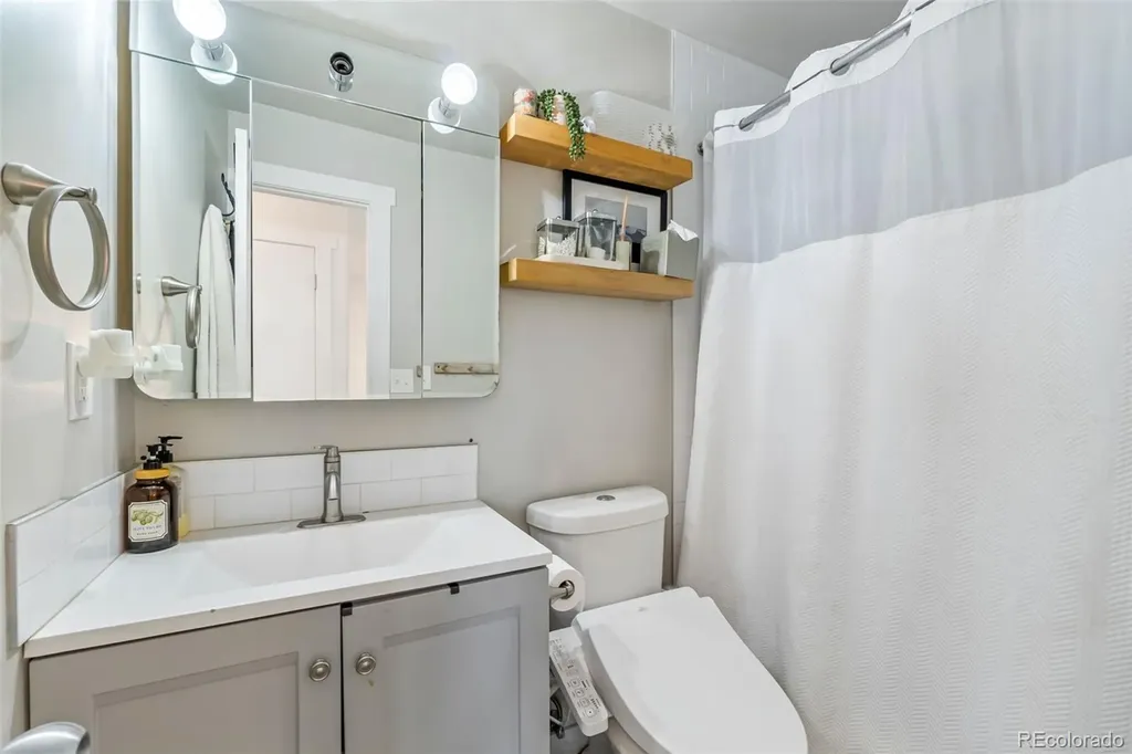 12438 W 70th Place Arvada CO 80004